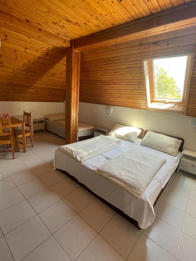 Lelle Centrum Vendeghaz Balatonlelle Zewnętrze zdjęcie